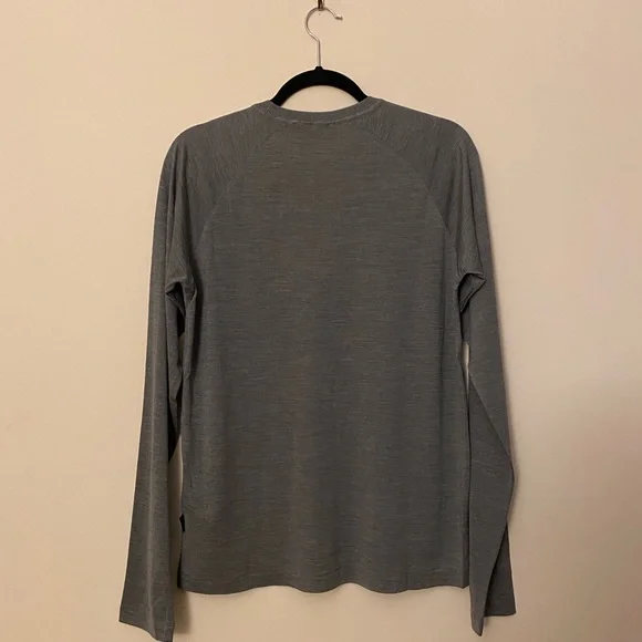 Men’s Boss Hugo Boss Long Sleeve Crewneck in Gray